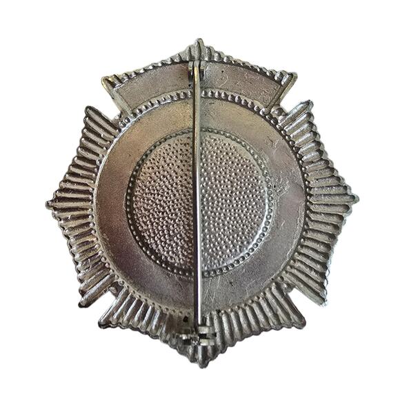 Vintage Firefighter Badge DeepWater Fire Co New Jersey Silver Tone Metal Pin NJ - Picture 4 of 4